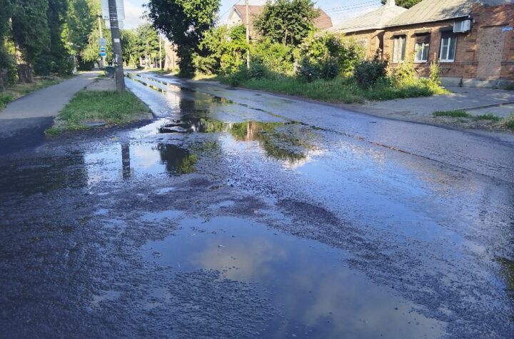 Прорыв водопровода на Чайкиной 5 июля 2026 года.